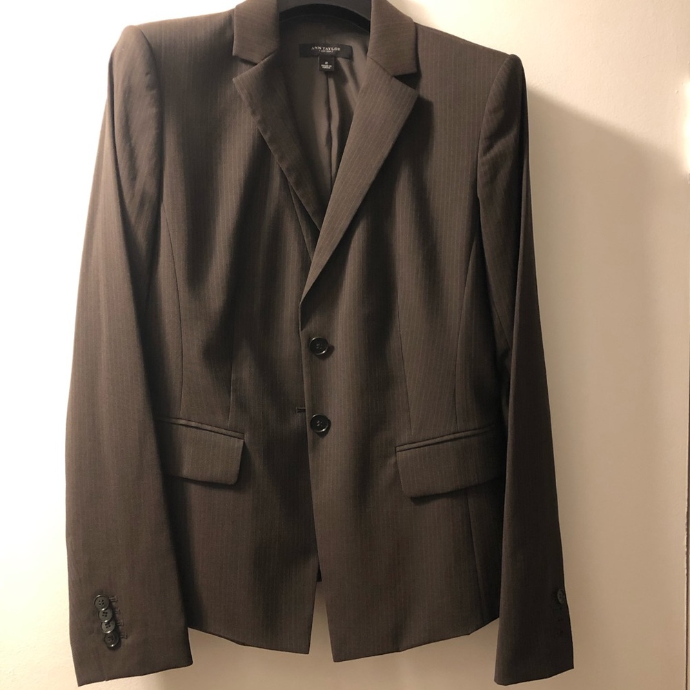 Ann Taylor pinstripe fitted blazer